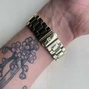 M/L 38/40mm Gold Style Apple Watch Band